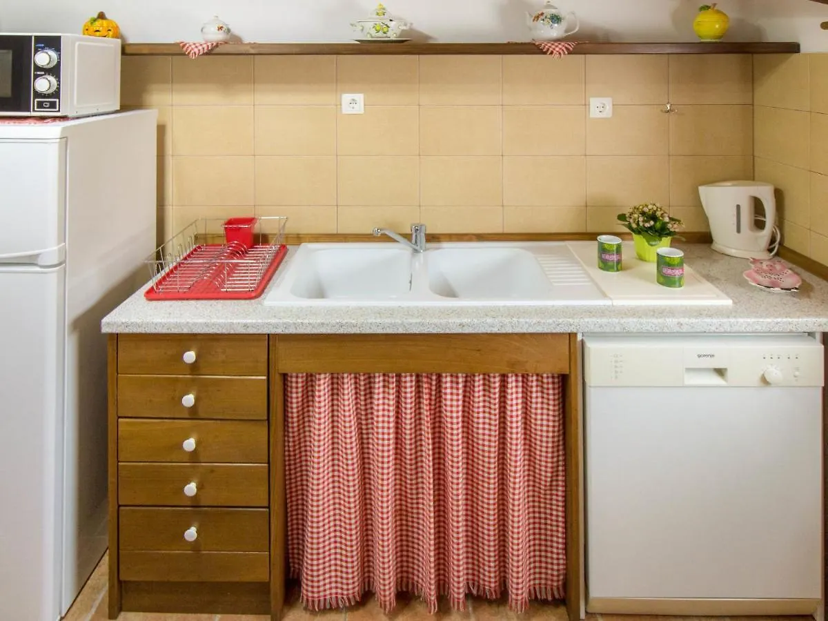 Holiday Home Danica - Pzn260 By Interhome Batlug