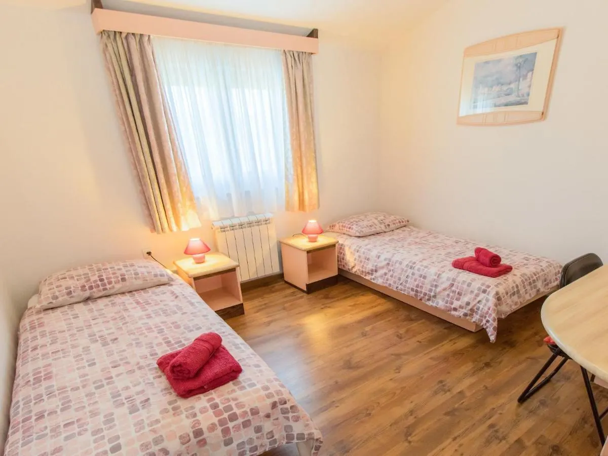 Holiday Home Danica - Pzn260 By Interhome Batlug